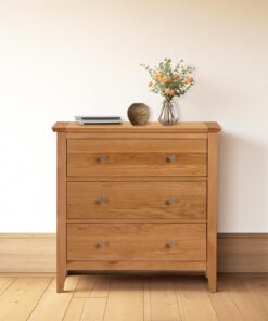 Hallowood Furniture Hereford - Cómoda de roble, 3 cajones de madera, cómoda pequeña de roble claro sólido para dormitorio, sala de estar y pasillo, muebles de dormitorio totalmente montados