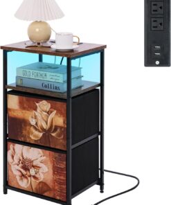 Mesita de noche con estación de carga, mesitas de noche LED con puertos USB y tomacorrientes, mesa auxiliar con 2 cajones de tela y estante abierto, mesa auxiliar con marco de acero negro