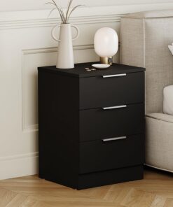 Vida Designs Trega - Mesita de Noche compacta con 3 cajones, 50 x 39 x 28 cm, Madera de ingeniería, cajones deslizantes, Asas Plateadas Modernas, Ideal para Dormitorio y habitación de Invitados