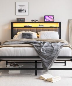 Base de cama doble de 1,27 m con cabecero de madera para almacenamiento, estación de carga, luces LED, plataforma tapizada de metal, cama doble, no necesita somier, soporte de listones